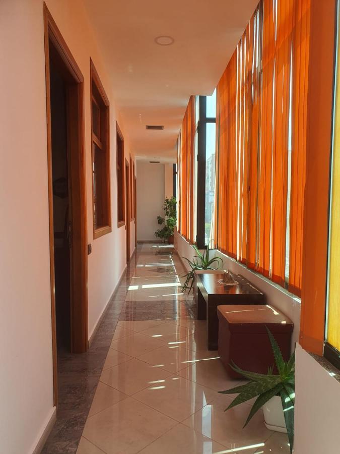 Hotel W Bush Square Fushe-Kruje 外观 照片