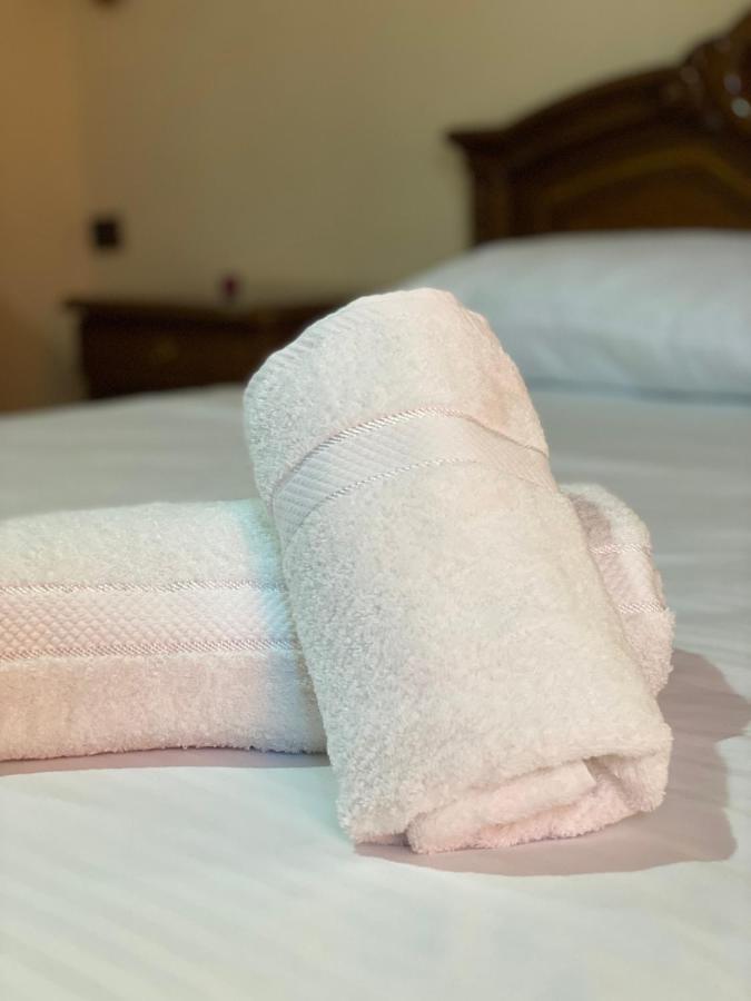 Hotel W Bush Square Fushe-Kruje 外观 照片